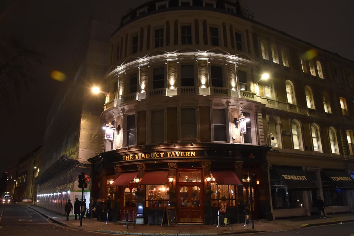 London: Private Ghosts and Gore Walking Tour