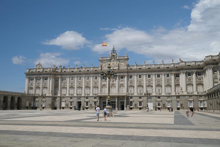 Palacio Real de Madrid: Entradas y Visitas Guiadas