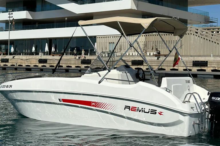 Alquiler de barcos en Valencia