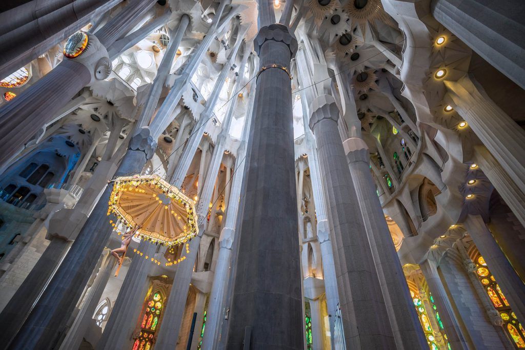 Interior de la Sagrada Familia: historia y elementos